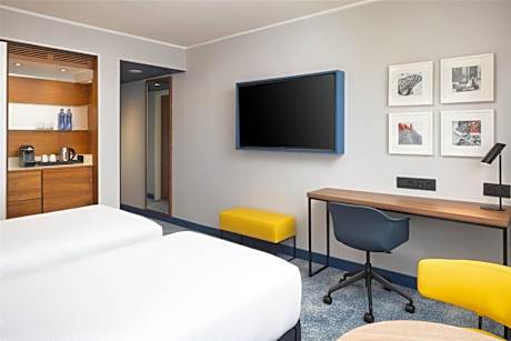 Executive Twin Room - Lounge Access