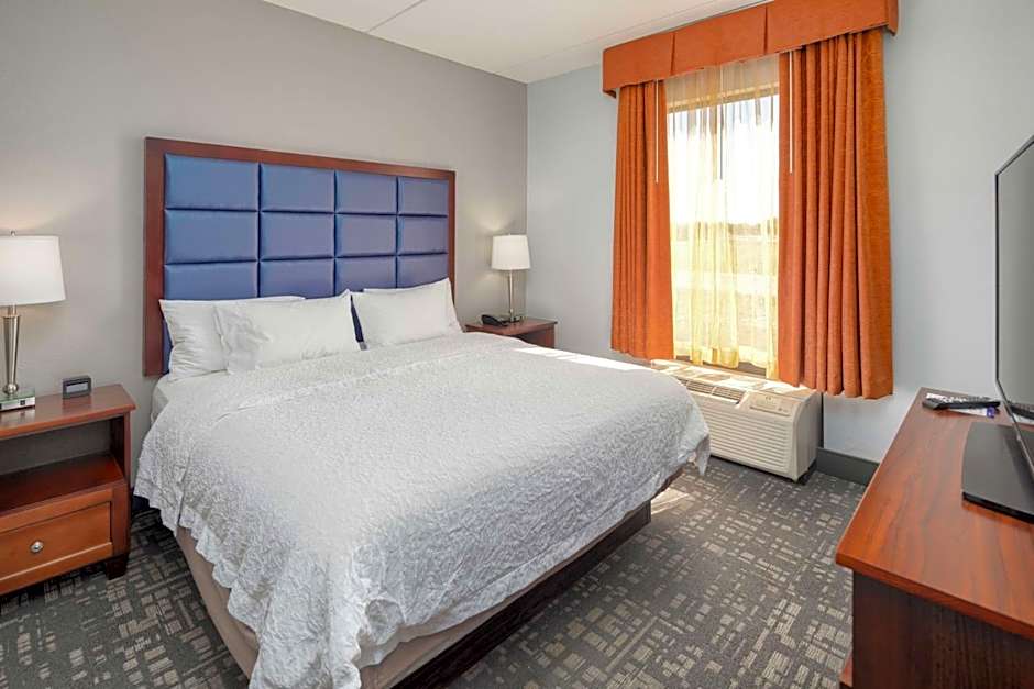 Hampton Inn By Hilton Louisville-Northeast KY