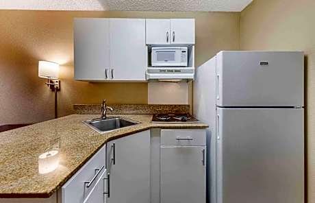 Studio with 2 Double Beds - Non-Smoking