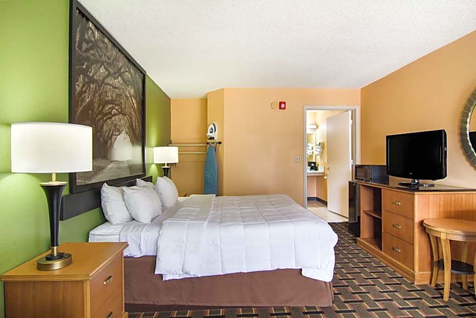 Americas Best Value Inn Darien