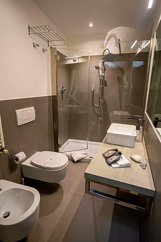Black Hotel