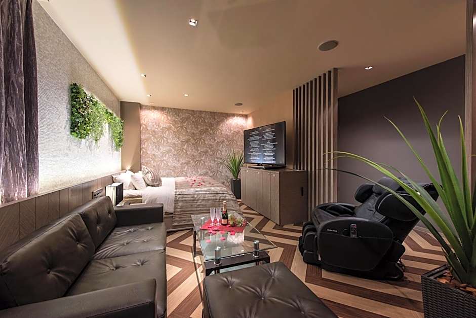 Hotel Lotus Iwatsuki (Adult Only)