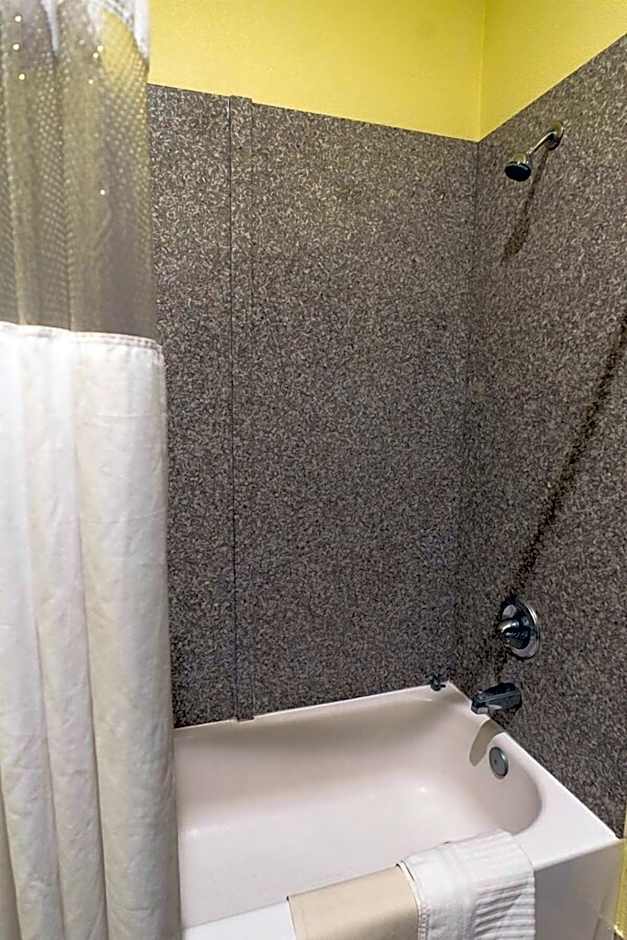 Rivers Inn and Suites