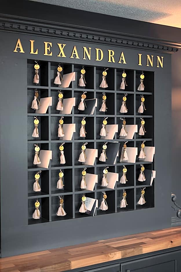 Alexandra Inn