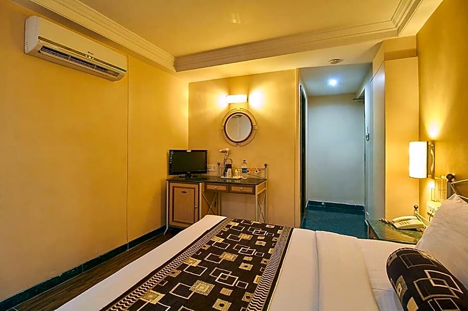 Hotel Gurukripa Daman