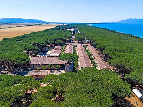 Golfo di Maremma Village