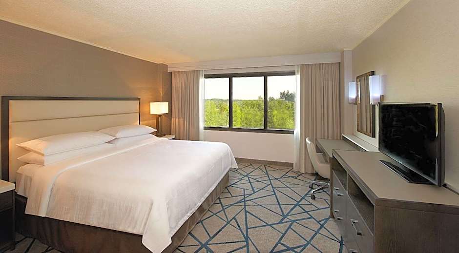 Embassy Suites by Hilton Portland Tigard