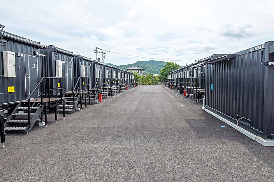 HOTEL R9 The Yard Uki