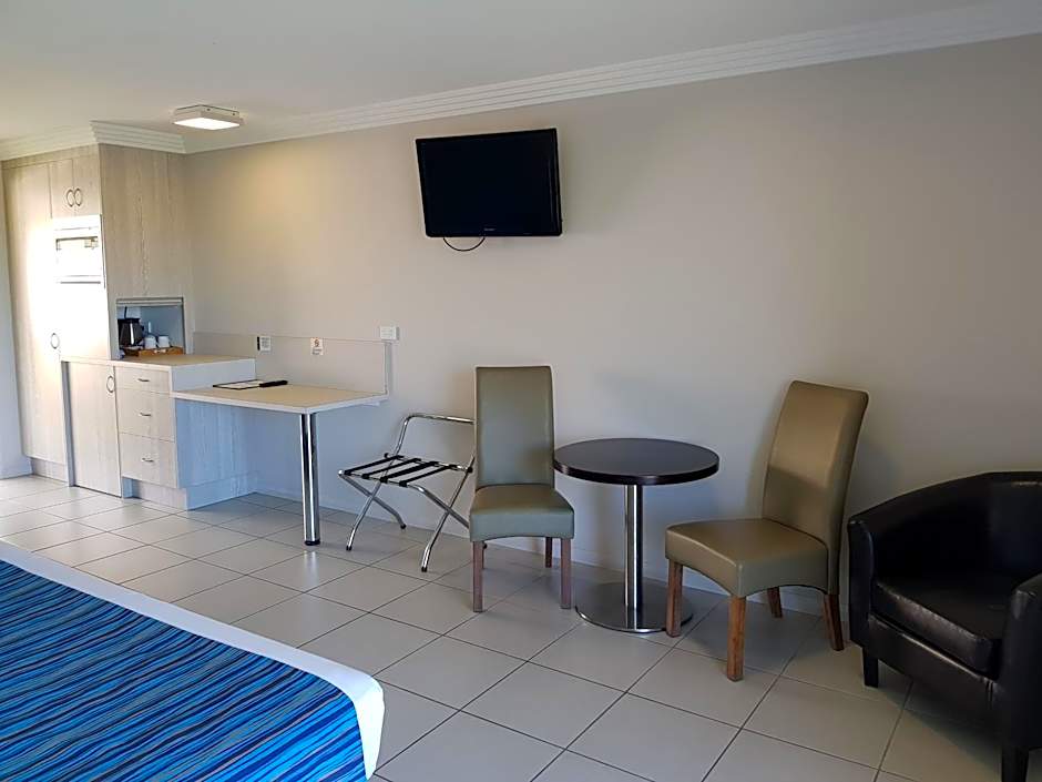 Cardwell Beachcomber Motel & Tourist Park