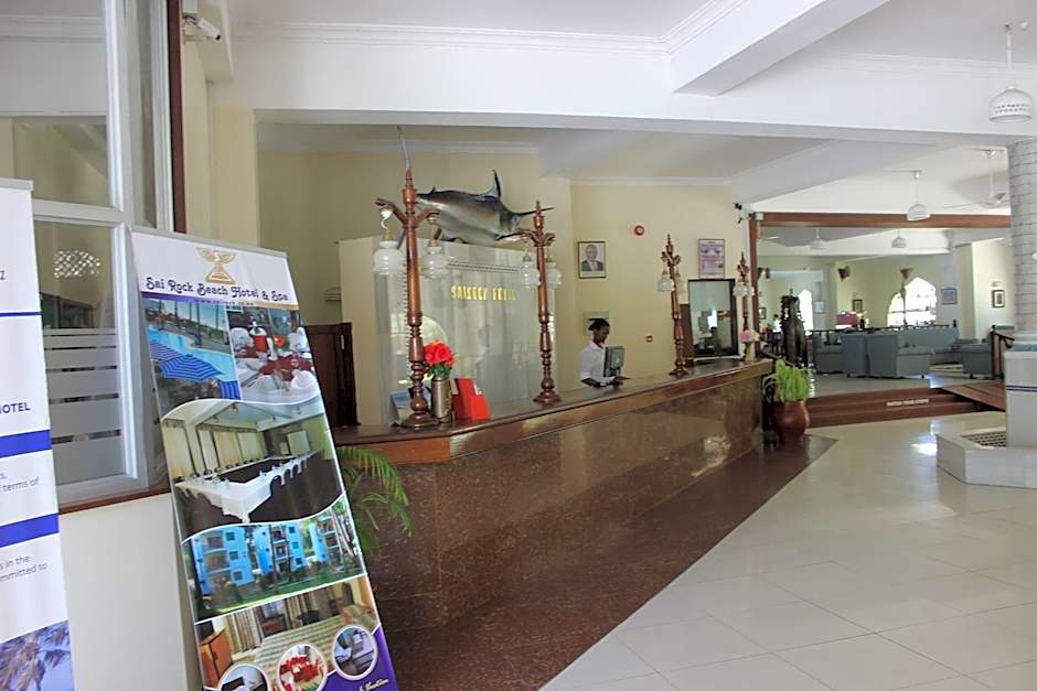 Sai Rock Beach Hotel & Spa