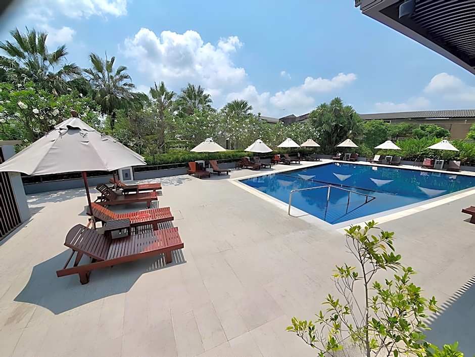 Amaranth Suvarnabhumi Hotel - SHA Plus Certified