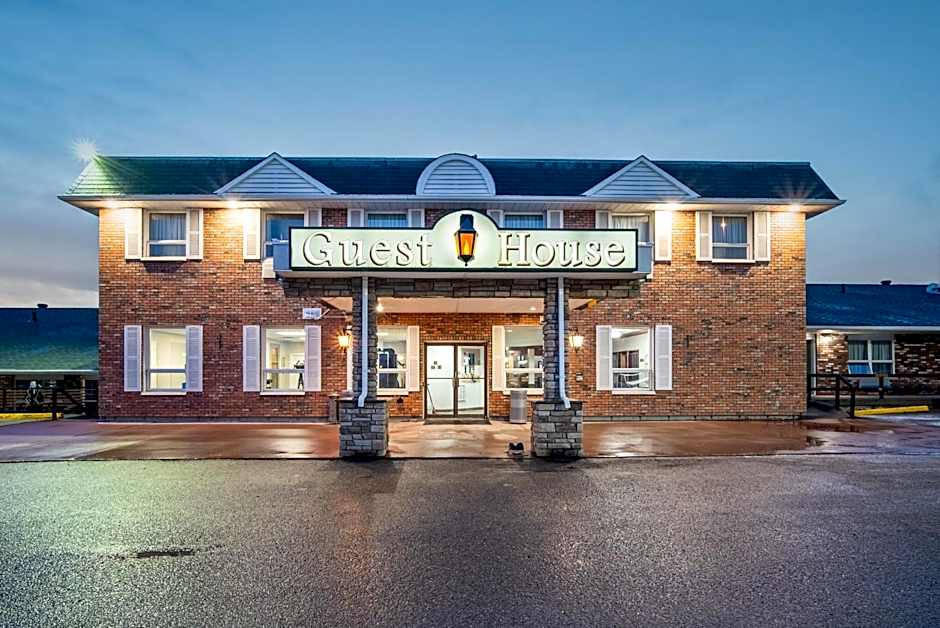 Guest House Inn & Suites