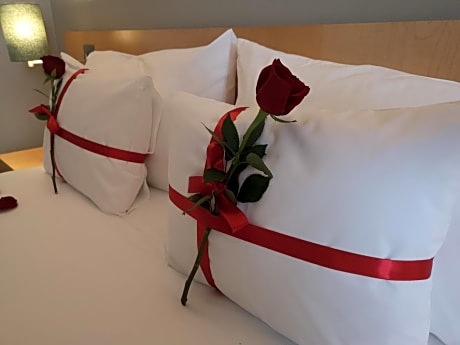 Double Room with Ocean View with Romantic Package