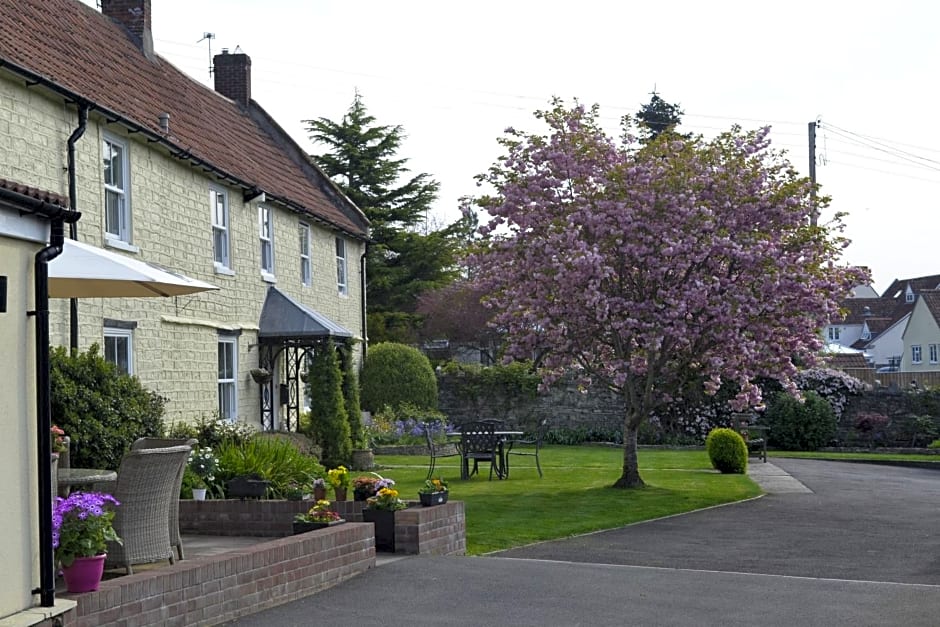 The Lawns Tea Room and B&B