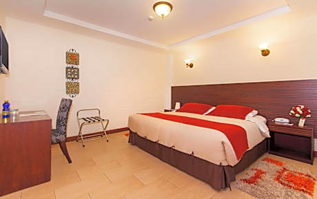 Premium King Room - Non-Smoking