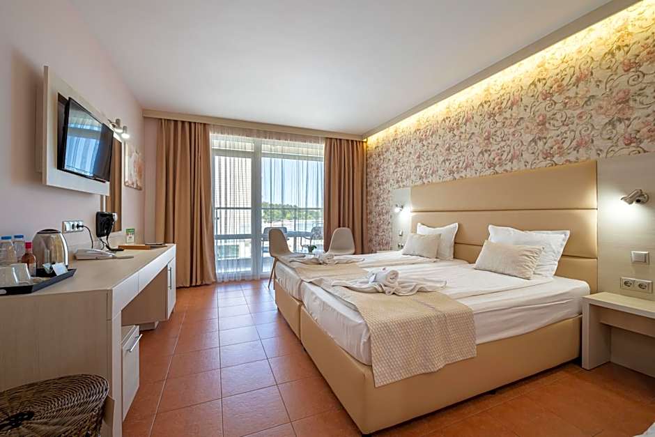 Aphrodite Beach Hotel