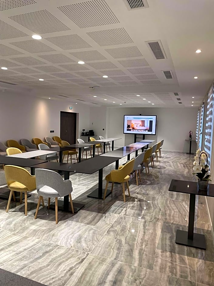 Brit Hotel Paris Orly Rungis