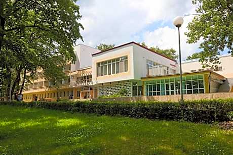 Хотел "Загоре"