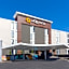 La Quinta Inn & Suites by Wyndham Tulsa Downtown - Route 66