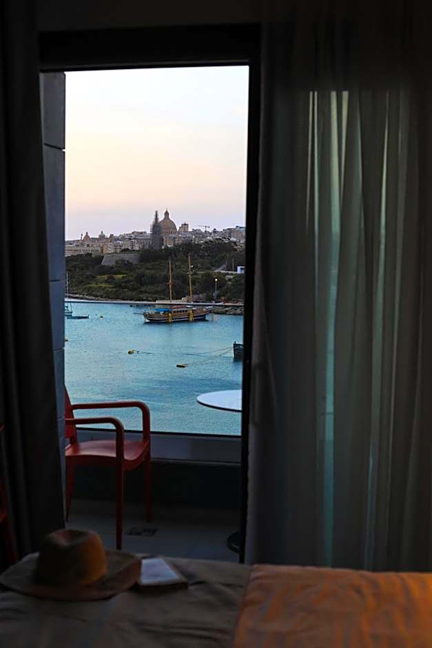 Verdi Gzira Promenade