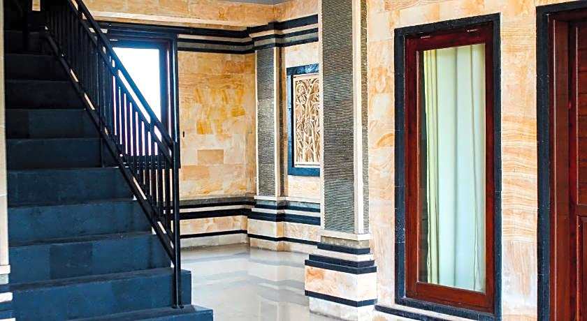 Putu Guest House II