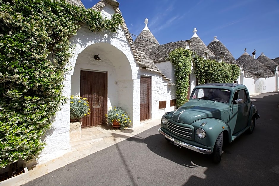 Photo 1 of 38 of Trulli e Puglia