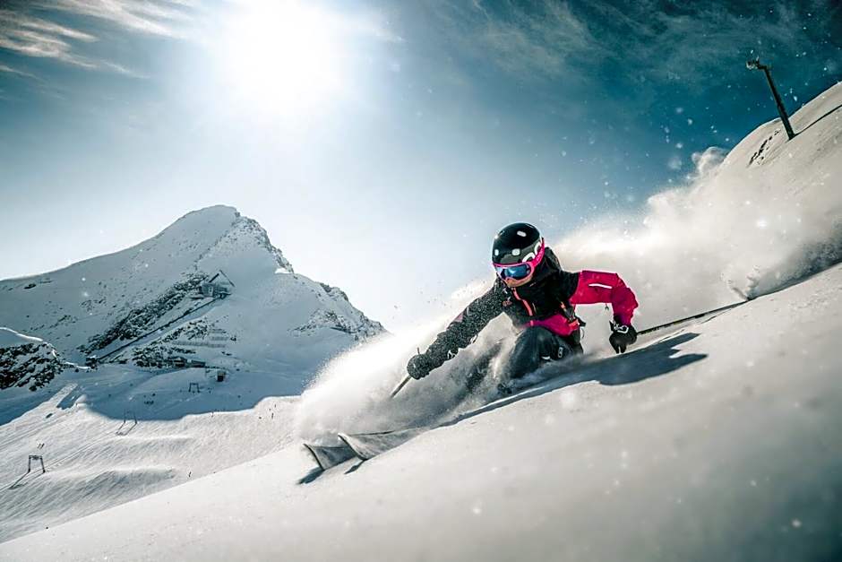 Hotel Gasthof Kröll, 4 Skigebiete in unmittelbarer Nähe, Restaurant mit regionaler Küche