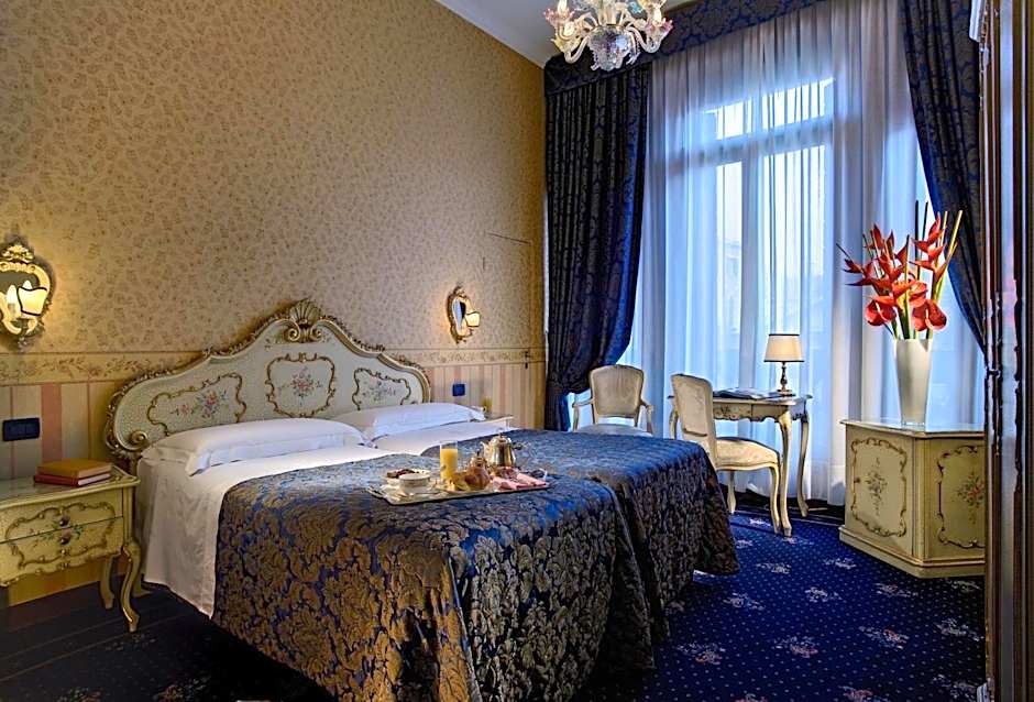 Hotel Montecarlo