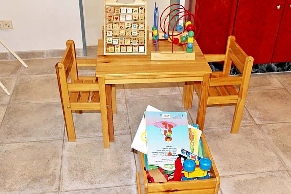 Hotel Alsterquelle 24h Check-in, Free Parking and WiFi