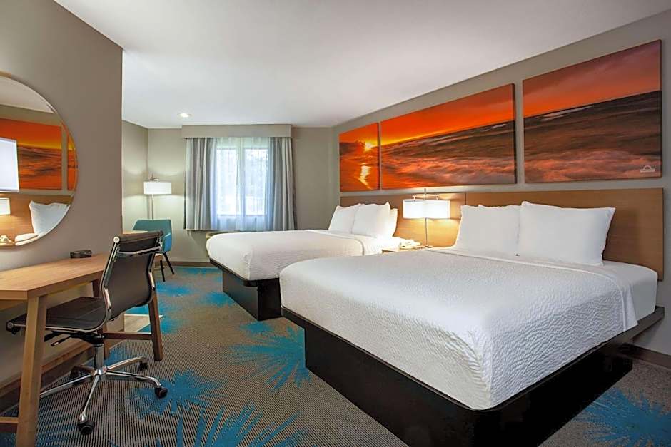 Days Inn by Wyndham Marquette