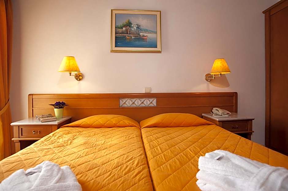 Acropole Delphi City Hotel