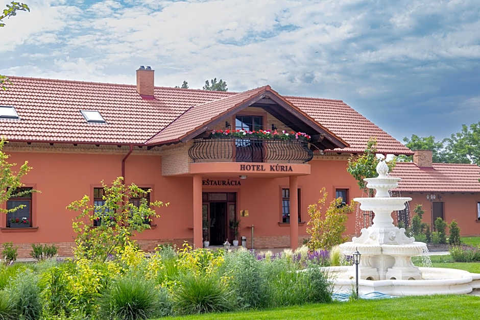 Hotel Kúria Červený Majer