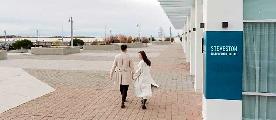 Steveston Waterfront Hotel