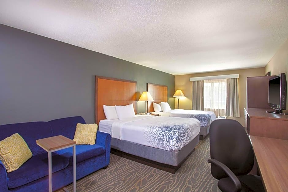 La Quinta Inn & Suites by Wyndham Richmond South