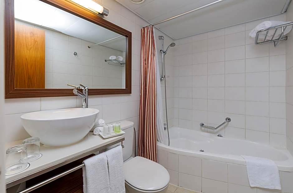 Prima Royale Hotel