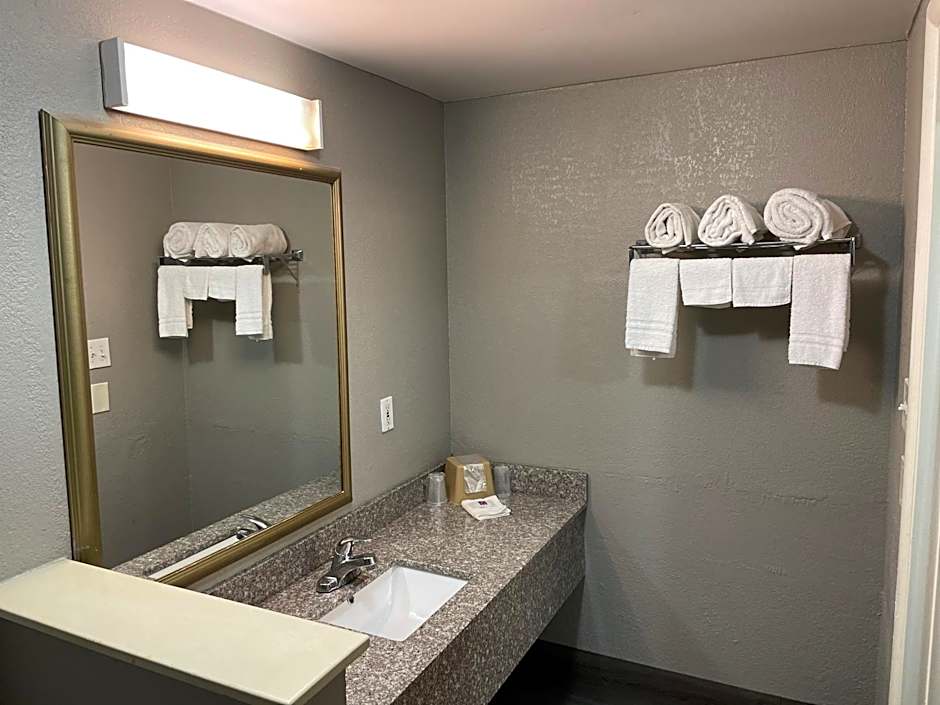 Motel 6 Birmingham, AL - Medical Center - nverness Hwy 280