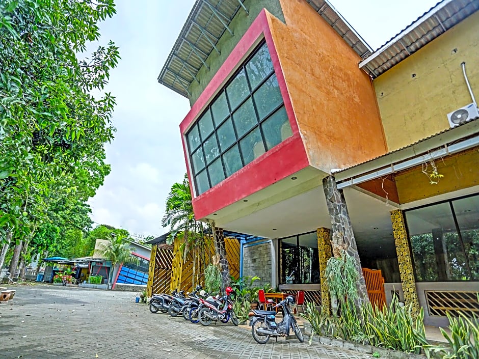 OYO 1415 Gelora Guest House