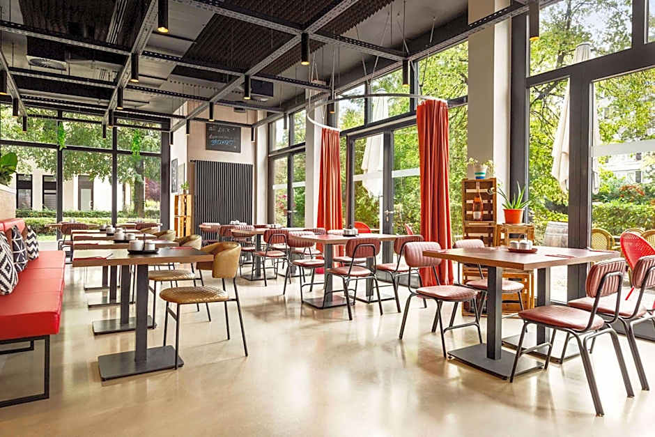 Vienna House Easy by Wyndham  München
