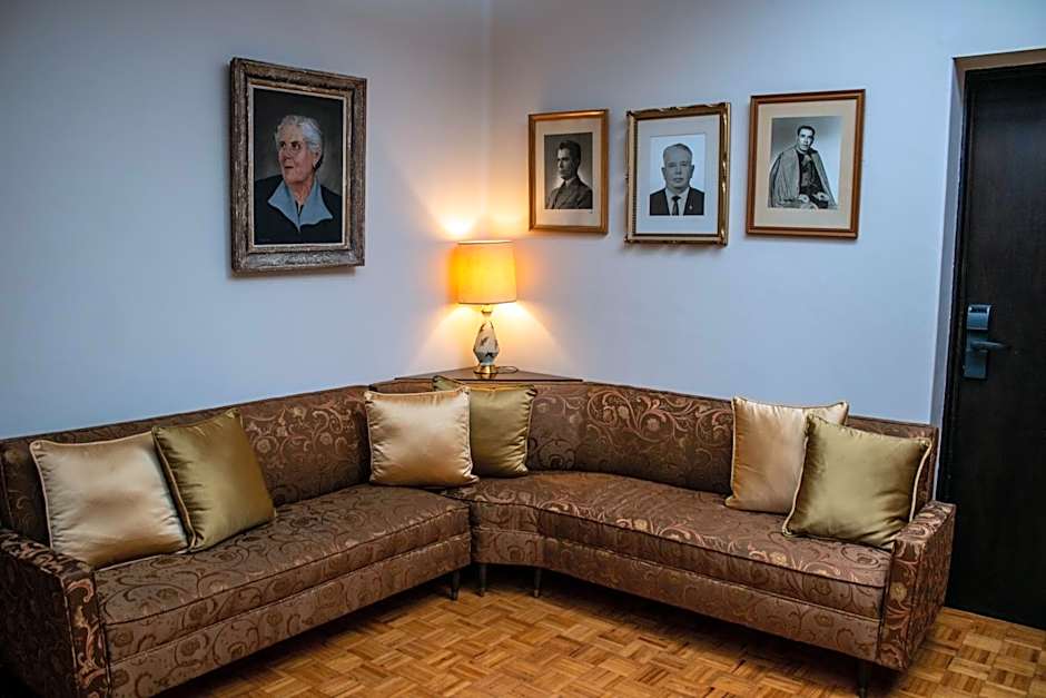 Mansion de los Abuelos