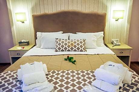 Standard Double Suite