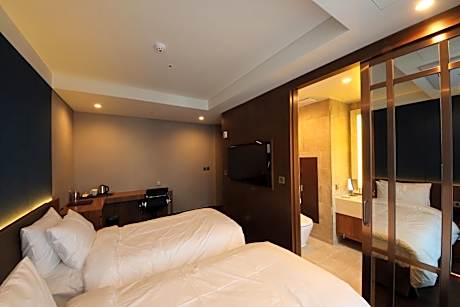 Twin Room with Balcony