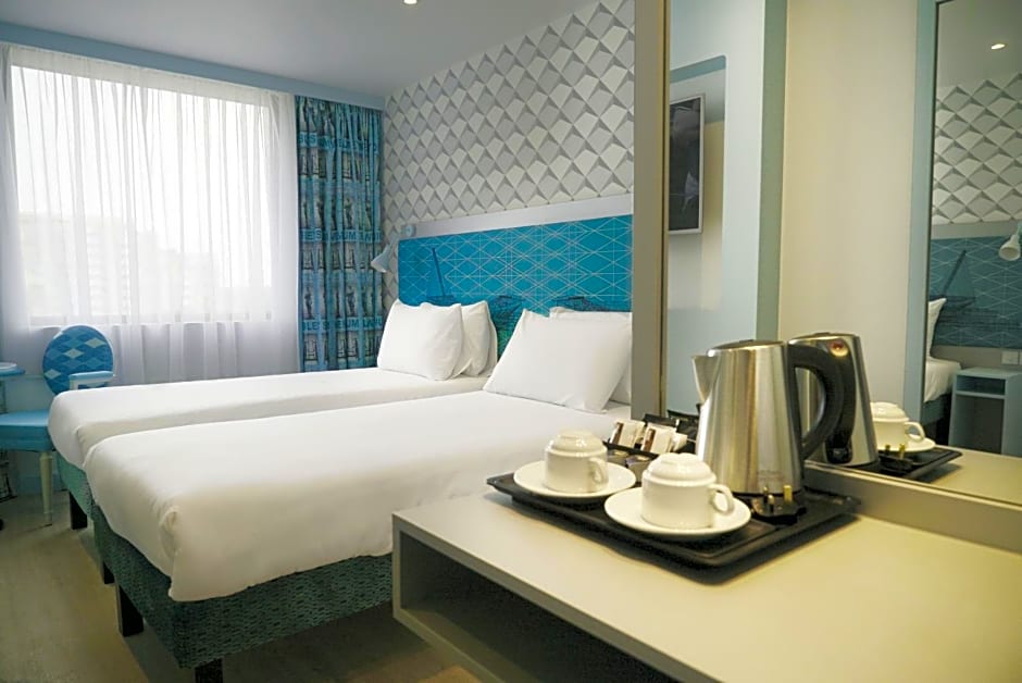 Photo 1 of 4 of Standard Twin Room