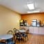 Econo Lodge Inn & Suites Tuscaloosa I-20