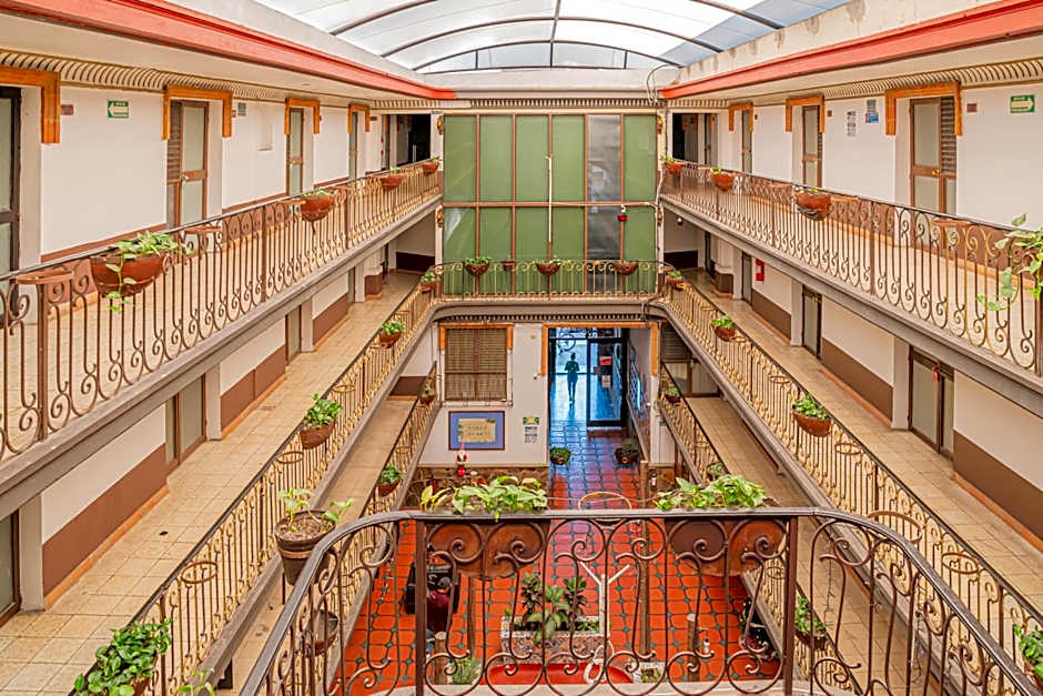 HOTEL ZAPOTLAN