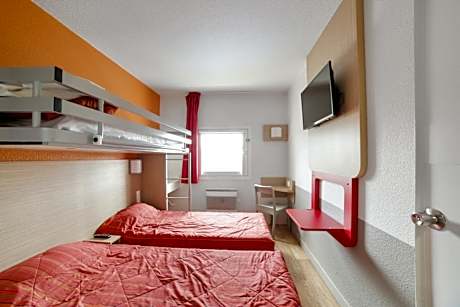 Triple Room with One Double Bed and One Single Bed - Shared Bathroom and Toilet