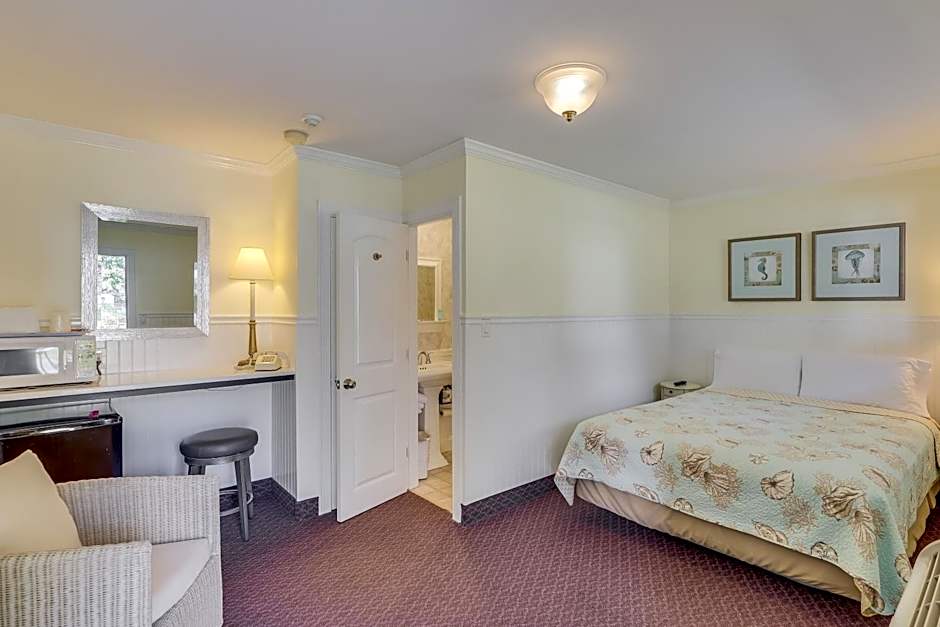 Falmouth Heights Motor Lodge