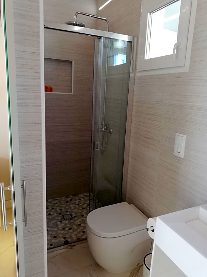 Nueva suite jacuzzi relax beach & mountain