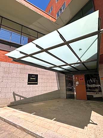 AT home Avenida del Ejercito