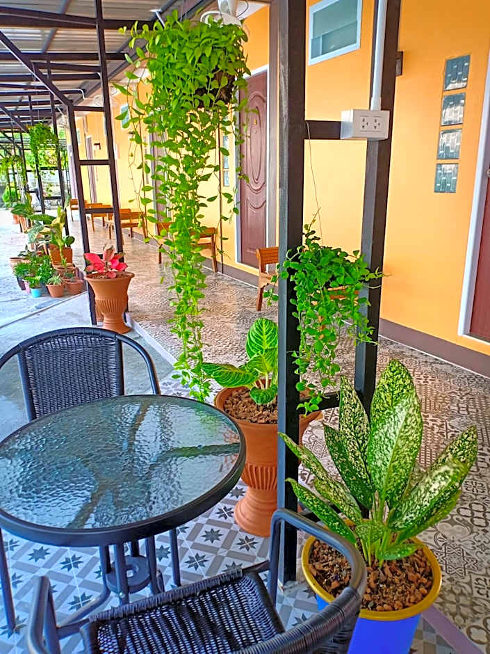 Siri Guesthouse