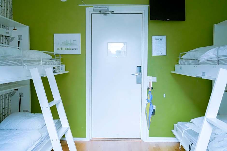 Slottsskogens Hostel